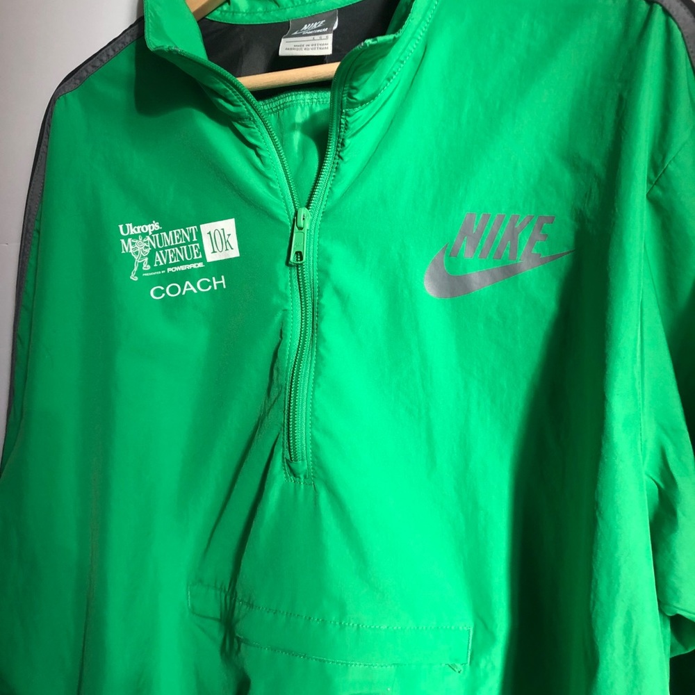 Nike Windbreaker Men’s size large green